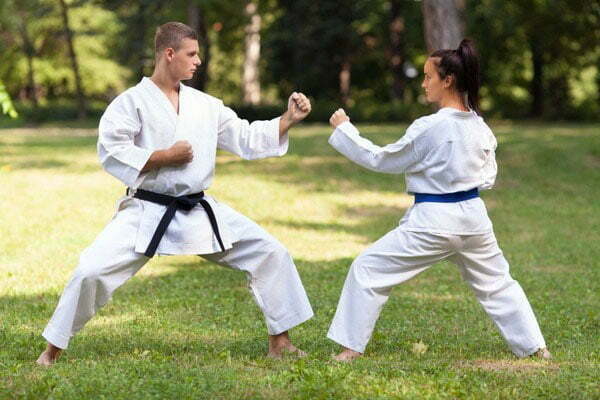 Võ Karate là gì? Những điều bạn nên biết khi học môn võ Karate - Trùm Tin Tức