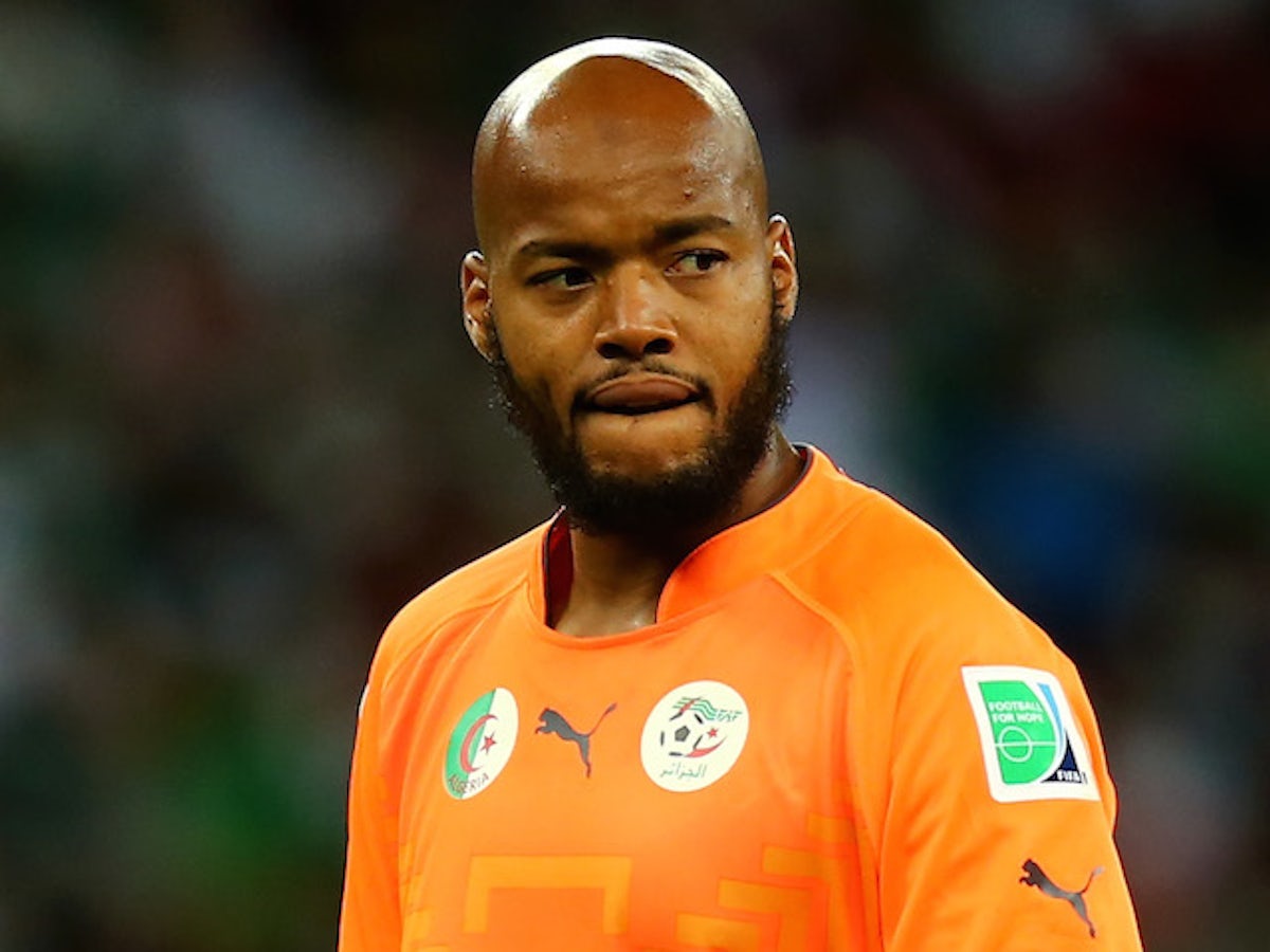 Manchester United 'turned down chance to sign Rais M'Bolhi' - Sports Mole